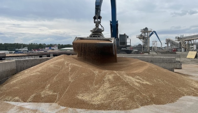 Polonia do te mbylle kufirin per produktet bujqesore ukrainase pas 15 shtatorit